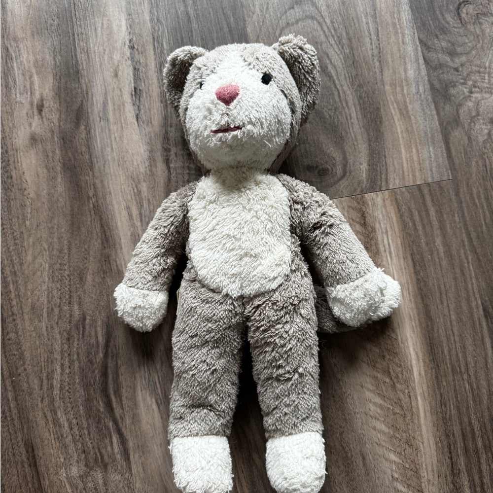Senger stuffed cat
